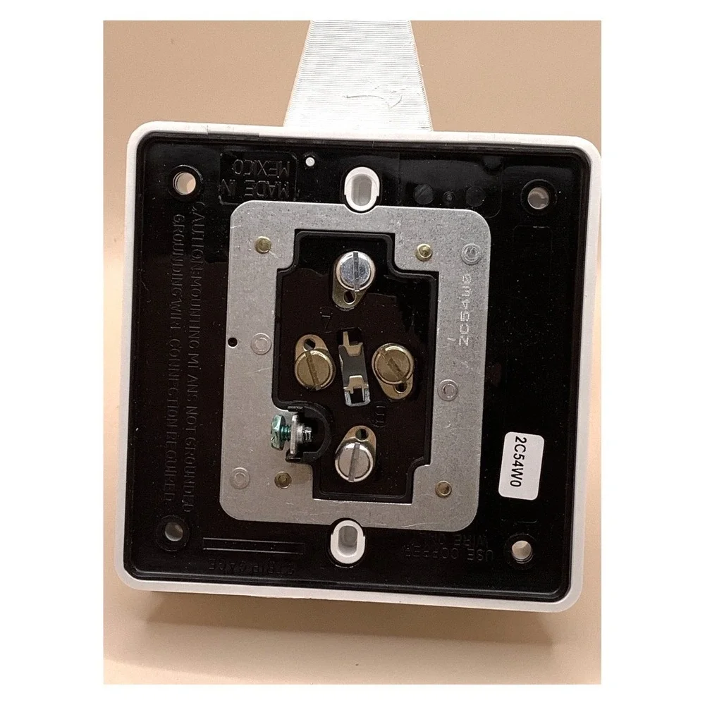 Leviton‎ 1254-W Quadplex Receptacle 15A 125V White